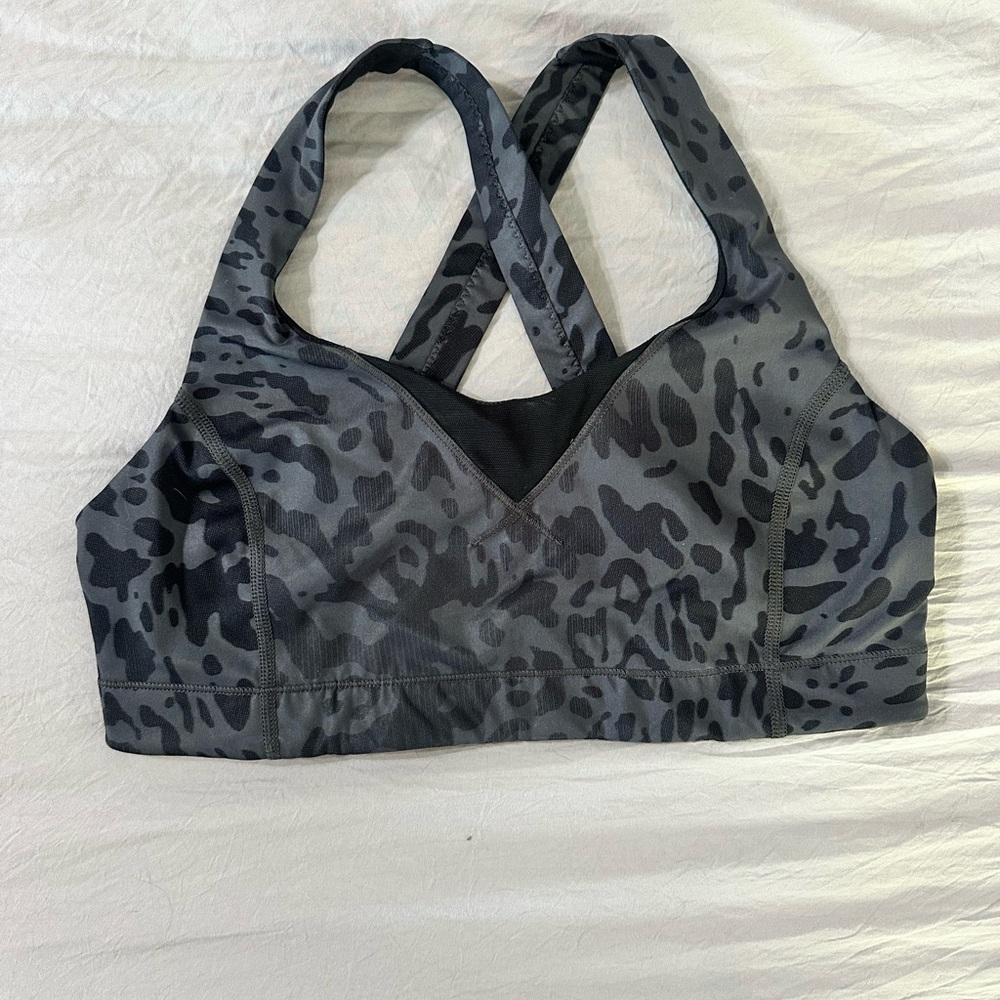 lululemon athletica Gray Leopard-Print Crossback Sports Bra